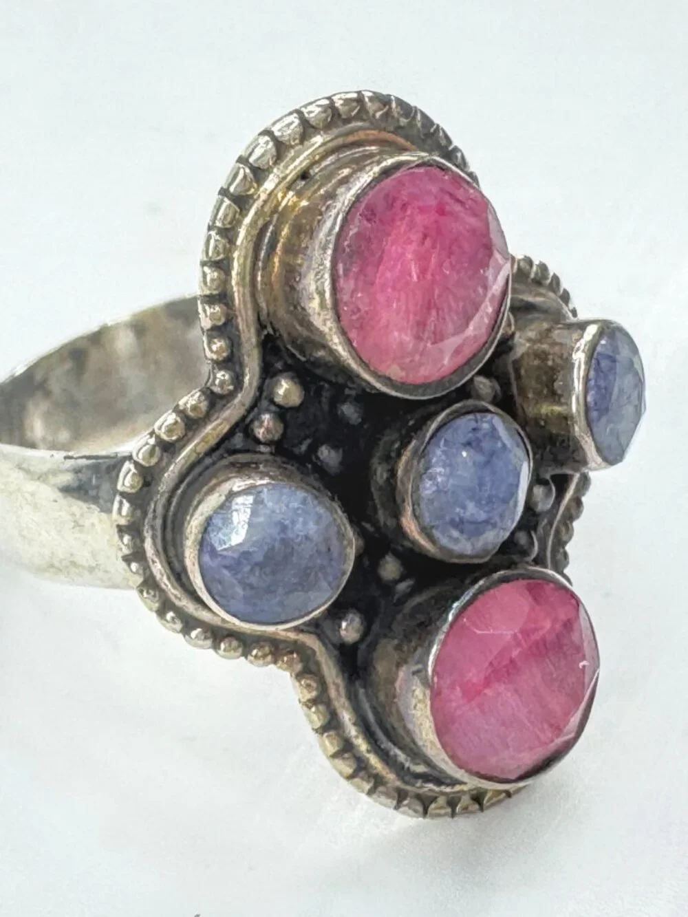 Vintage ruby sapphire sterling silver statement ring ornate bezel size 7 JR1920